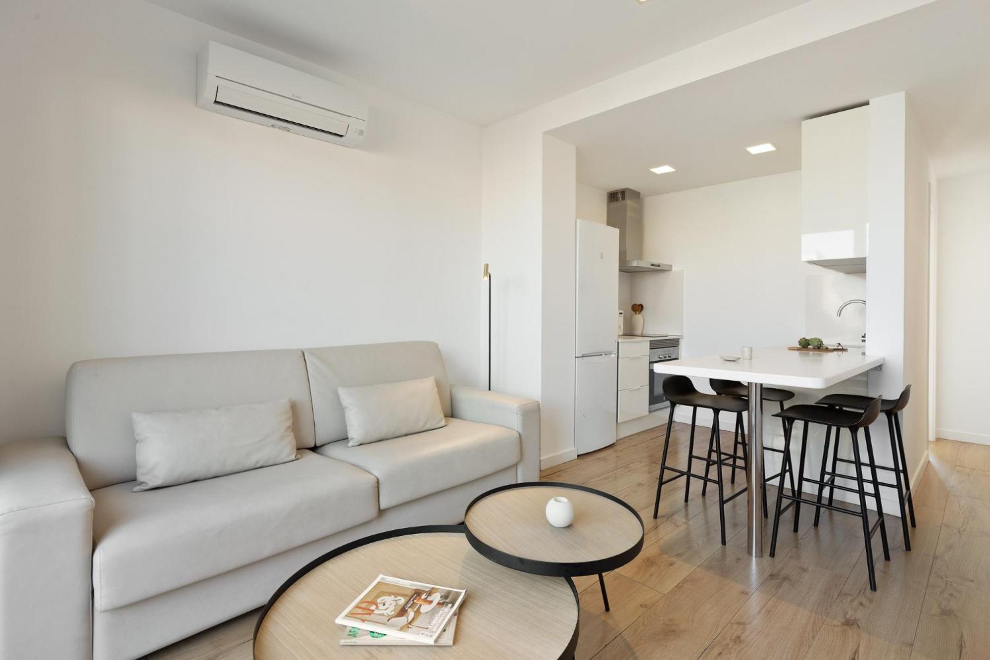 Ola Living Calabria Apartment Барселона Екстериор снимка